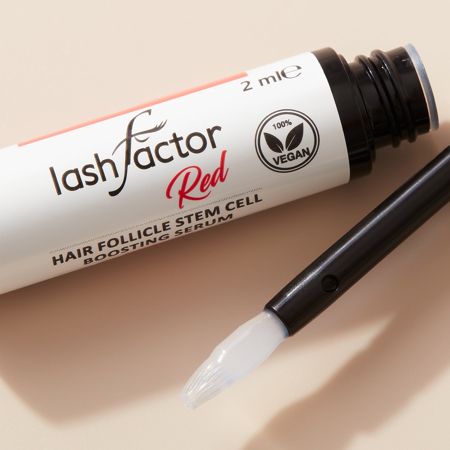 Close-up-Red-Serum-Lashfactor